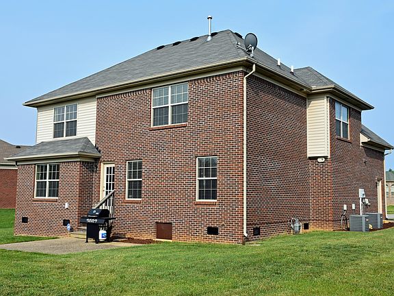 4th image of 462 Crimson Creek Dr