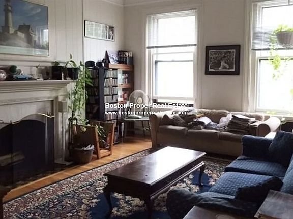 206 Commonwealth #7 Boston - Back Bay Unit Photo 1 (1)