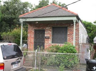 8920 Birch St, New Orleans, LA 70118