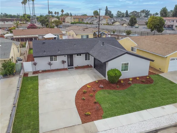 6840 Mount Waterman Dr, Buena Park, CA 90620