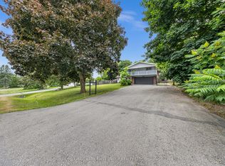 890 Briarwood Dr, Oshawa, ON L1K 2A6