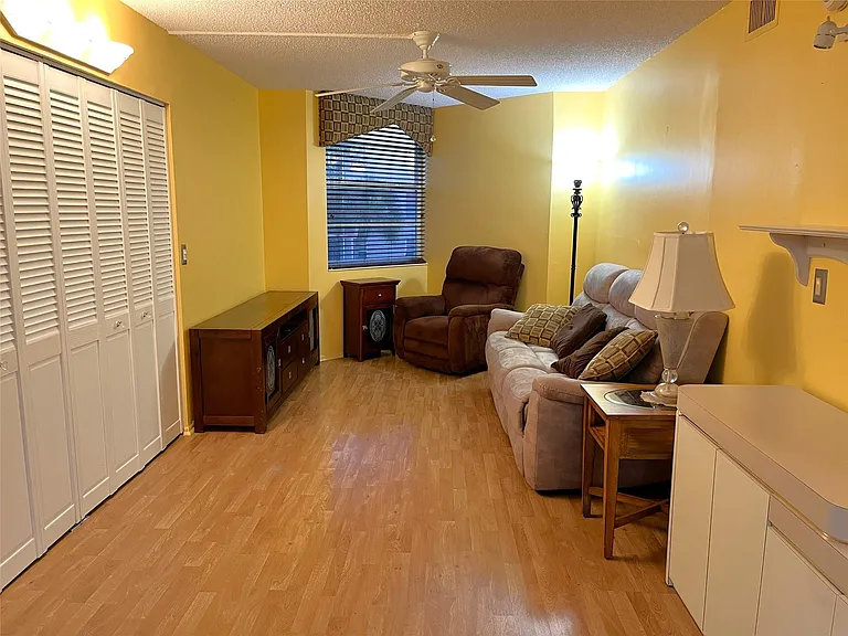 9501 Seagrape Dr #305 — Photo 13