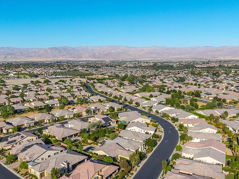 51535 N Two Palms Way — Photo 50