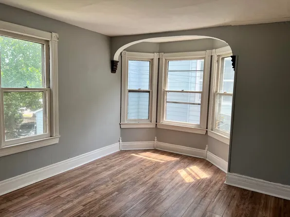 (undisclosed Address), Penns Grove, NJ 08069