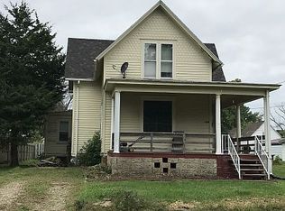 419 S Grove St, Kewanee, IL 61443