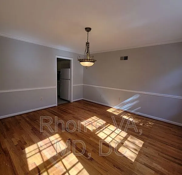 3749 Kanawha St NW — Photo 26