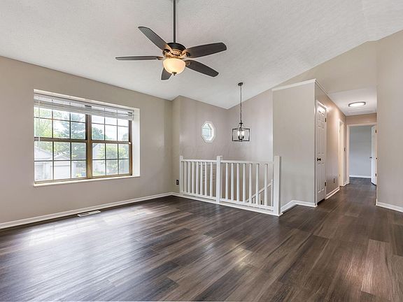 3rd image of 6063 Hildenboro Dr