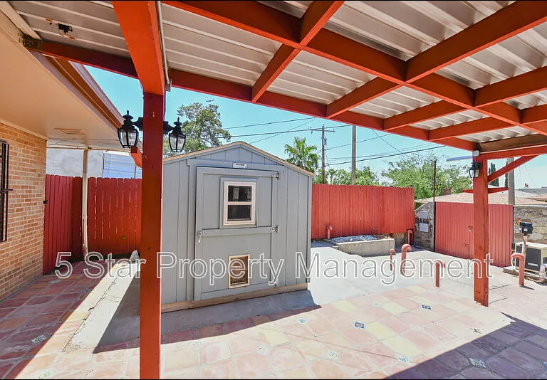 3030 Aurora Ave — Photo 55