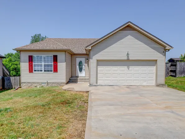 1392 Shady Hill Ct, Clarksville, TN 37042