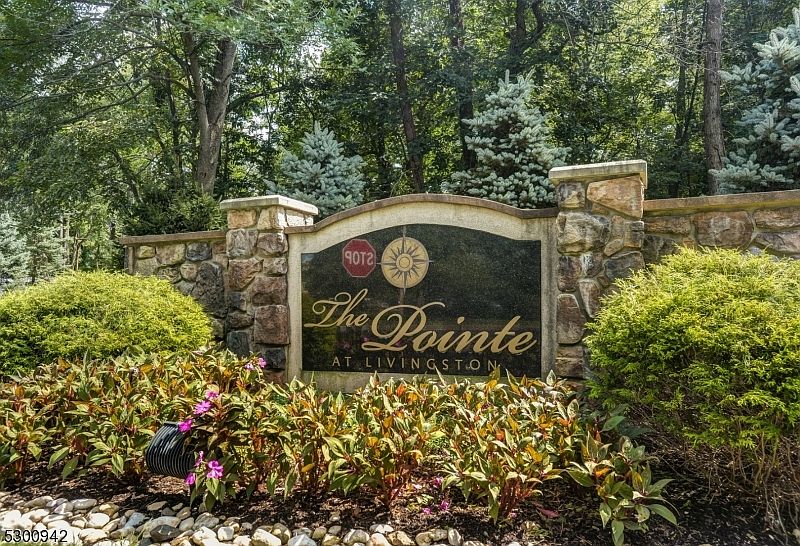 1st image of 3212 Pointe Gate Dr