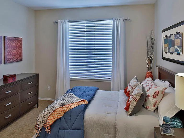 5240 S Shalom Park Cir — Photo 27