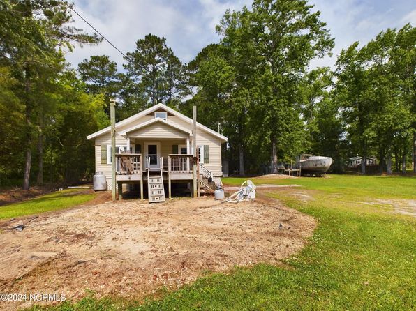 559 Hobucken School Road, Hobucken, NC 28537