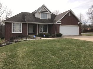 3406 Bobwhite Ln, West Plains, MO 65775