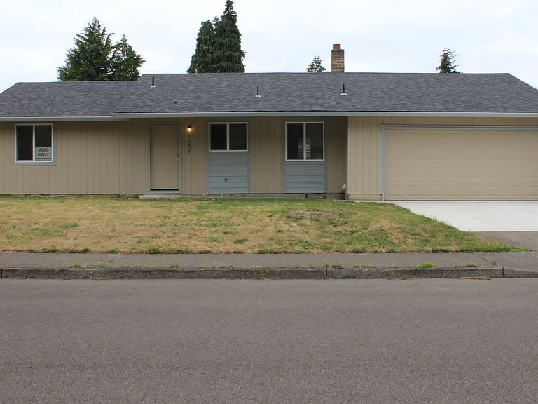 3695 SE Daren Dr — Photo 1