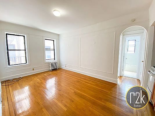 3rd image of 45-39 42nd St #3D