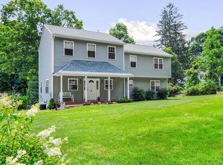 3 Forest Rd, Lincolndale, NY 10540