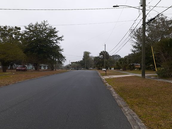 4th image of 4803 Churchill Dr
