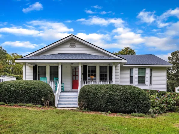 286 Perry Rd, Zebulon, NC 27597