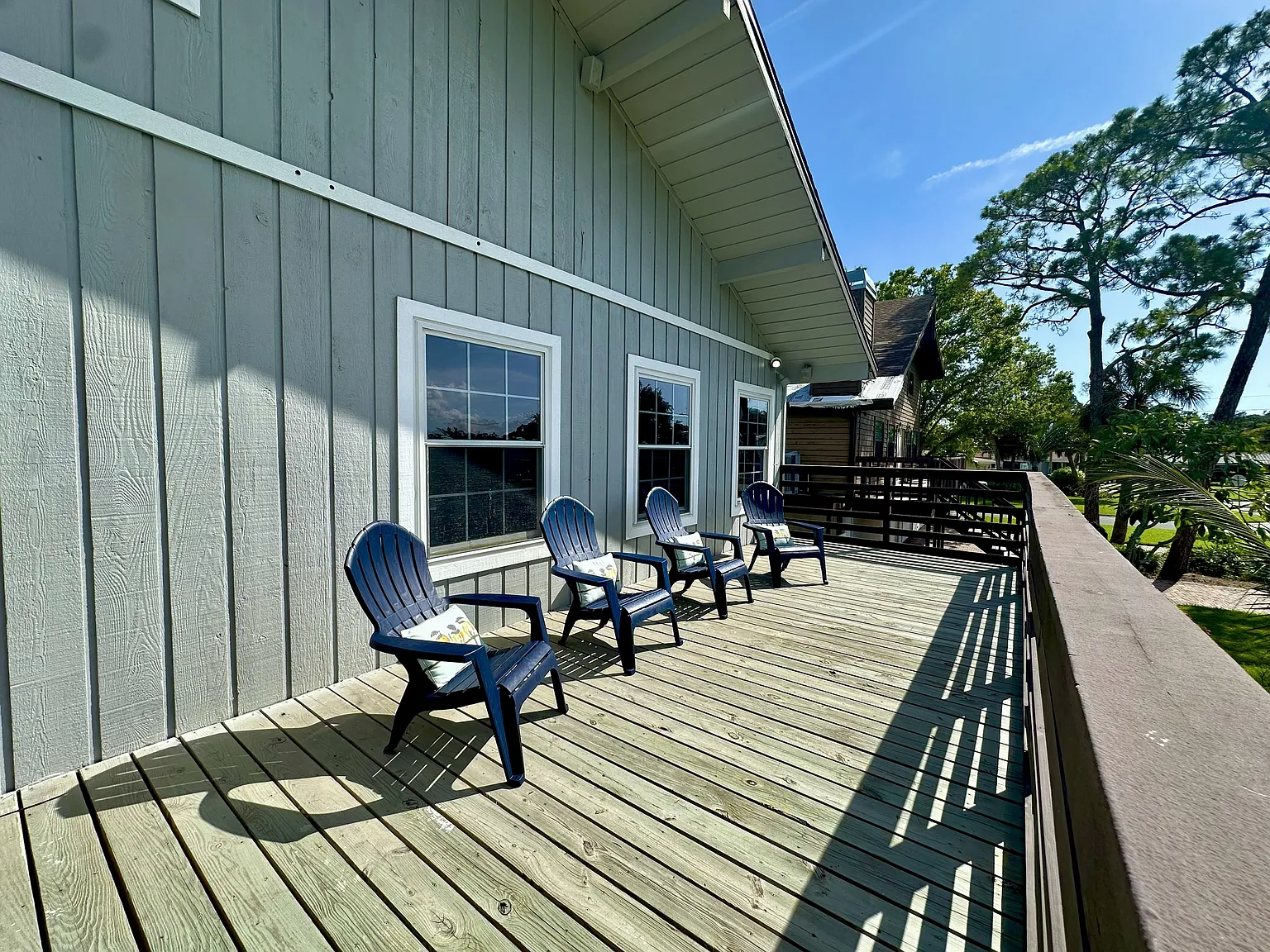 3 bed, 2250 sqft, $4,500 — Photo 2