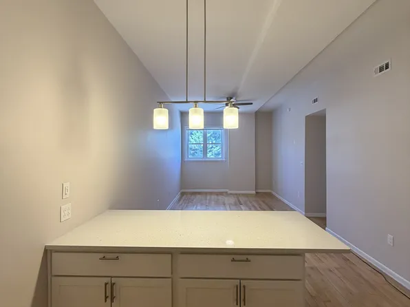 203 W Caracas Ave #5, Hershey, PA 17033