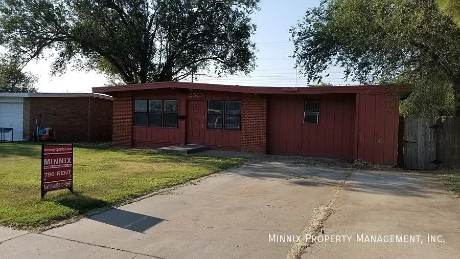4 Bedroom | 2515 62nd St. — Photo 3