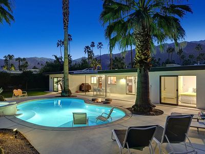 1124 S Sagebrush Rd, Palm Springs, CA, 92264