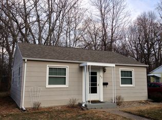 912 39th Street Ct, Moline, IL