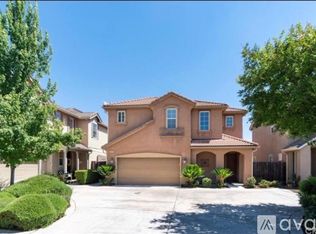 4386 W Artemisa Dr, Fresno, CA 93722