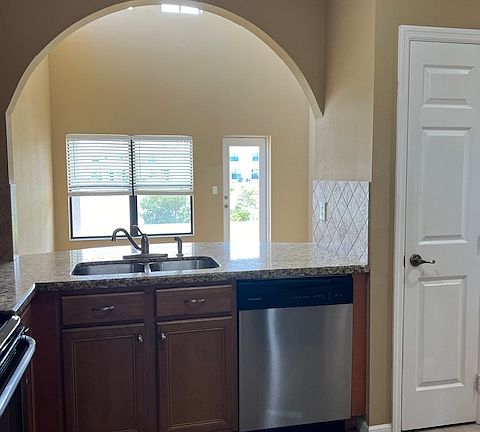 5th image of 5001 NW Coventry Cir