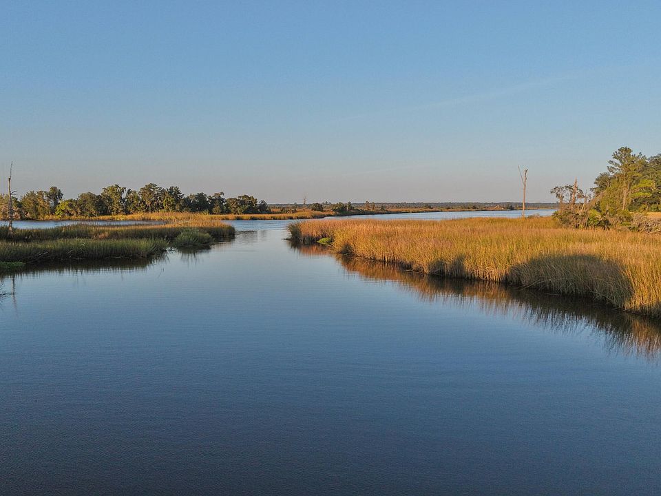 34th image of 1451 River Rd