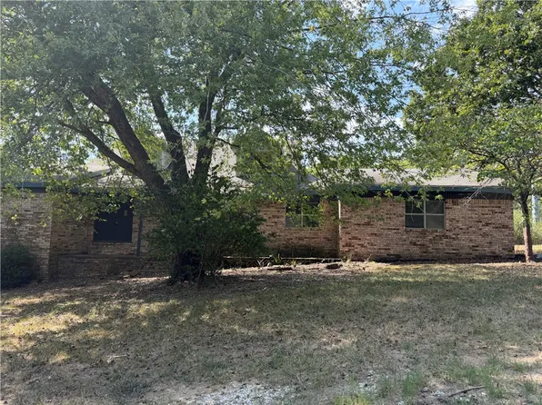 4411 E Davis Ln, Fayetteville, AR 72703
