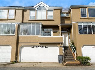 2387 Quayside Ct, Vancouver, BC V5P 4W2