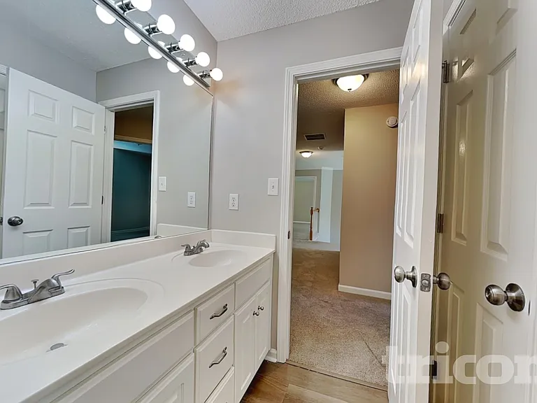 4708 Tonkawa Bnd — Photo 13
