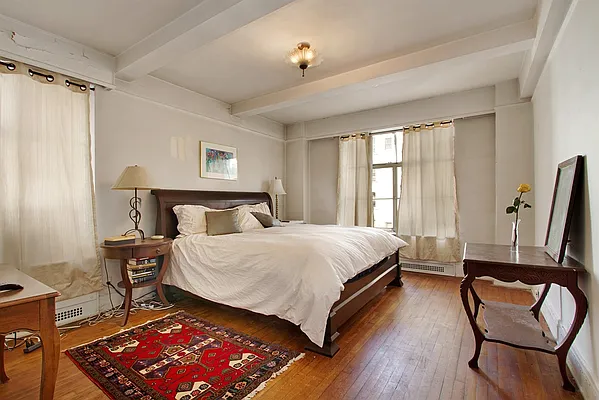 Sold by Corcoran | media 16