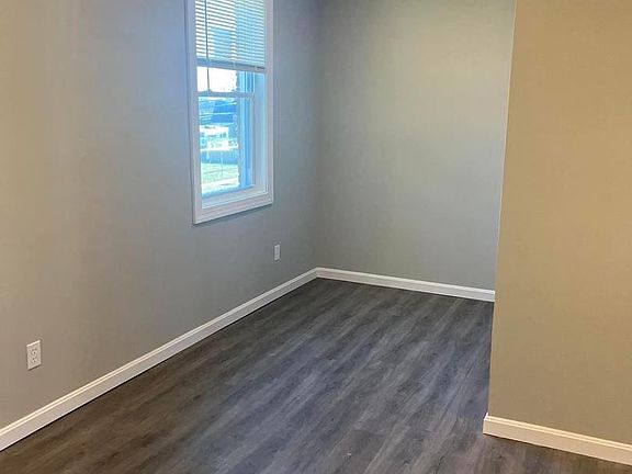 Dining area or flex space