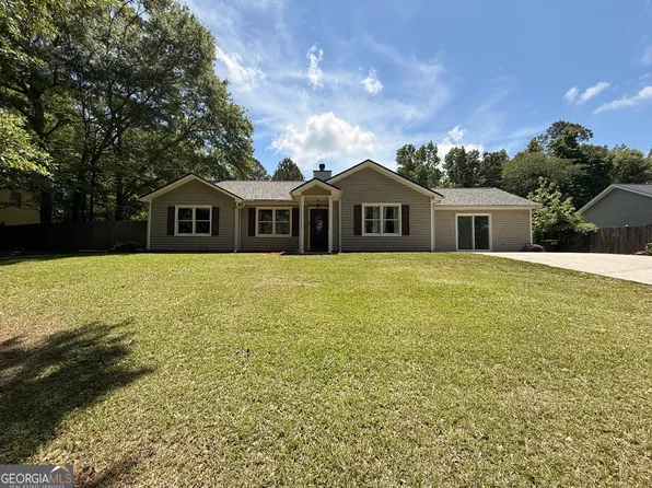 70 Gales Way, Newnan, GA 30263