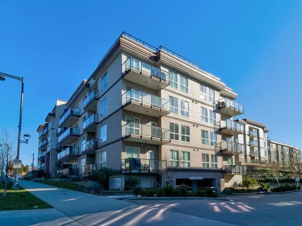 13768 108th Ave #420, Surrey, BC V3T 0L9