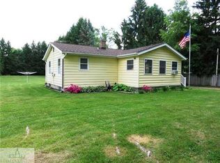 3684 E Round Lake Rd, Dewitt, MI 48820