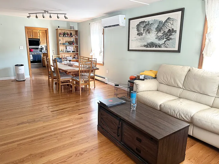 19 Richardson St #19 — Photo 2