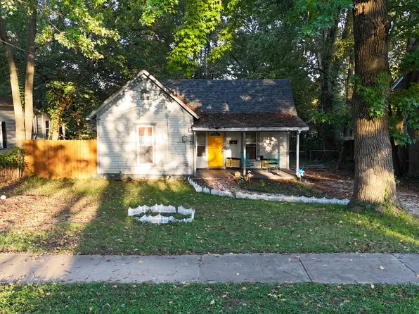 2214 N Concord Avenue, Springfield, MO 65803