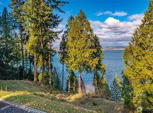 5366 Night Heron Dr, Blaine, WA 98230