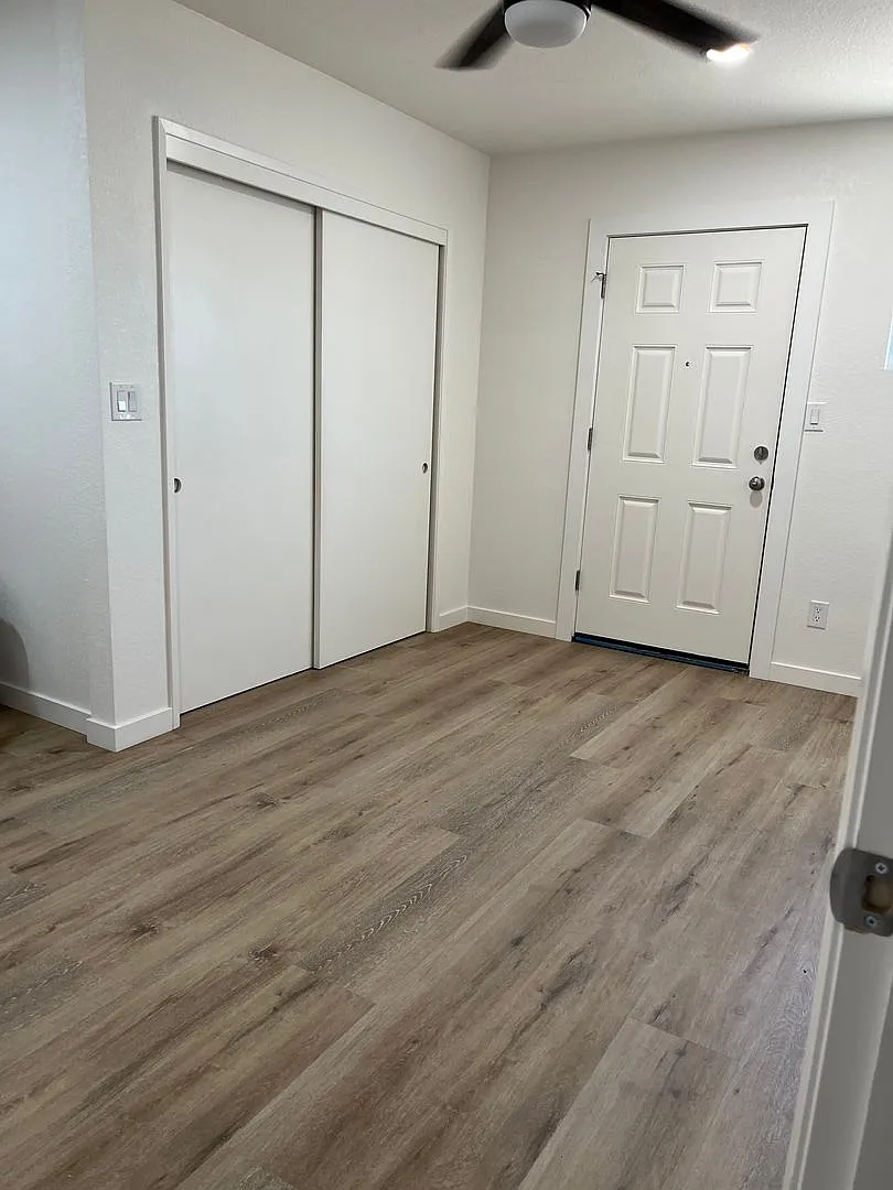 6155 Foote Rd — Photo 2