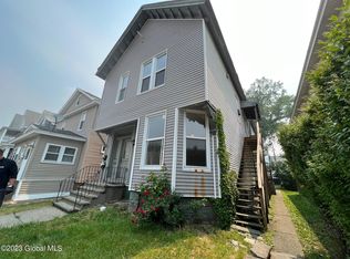 114 6th Ave, Troy, NY 12180