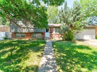 433 Clover Ln, Fort Collins, CO 80521