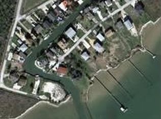 1641 Railroad Ave, San Leon, TX 77539