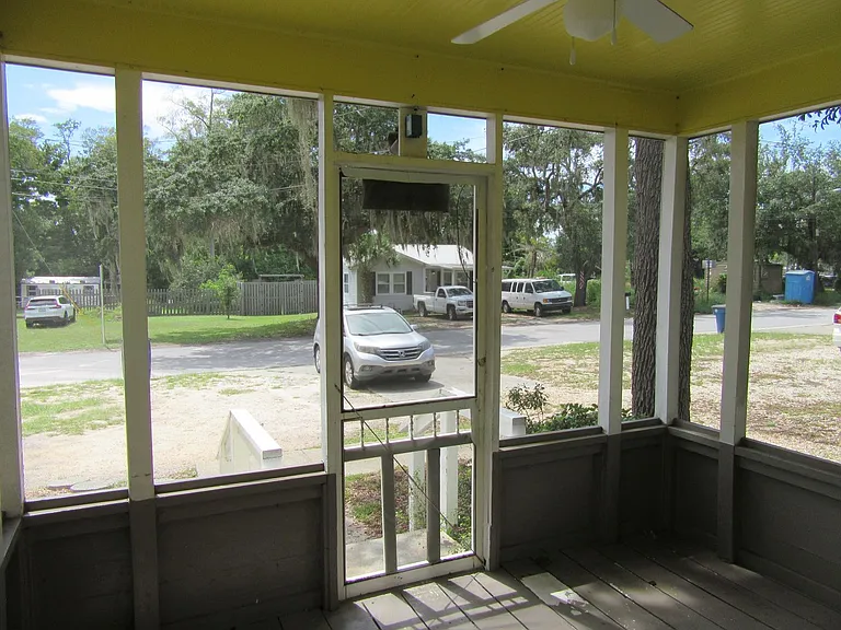 1708 Louise Ave — Photo 16