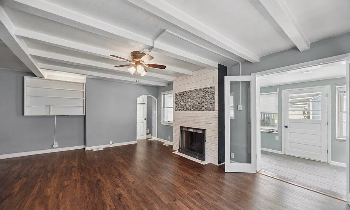 1206 King St — Photo 2