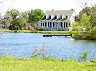 3613 Bayou Black Dr, Houma, LA 70360