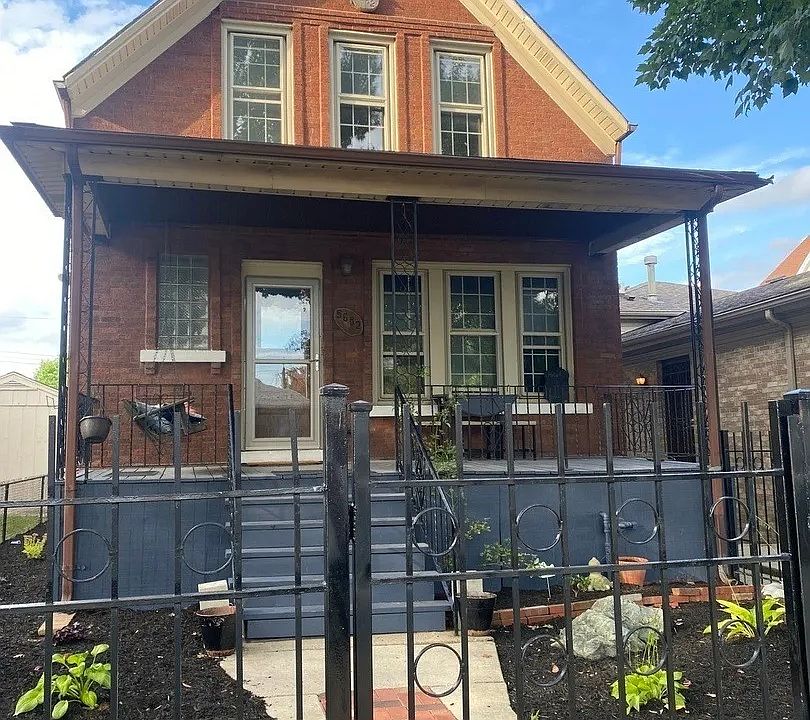 1st image of 5652 W 64th St