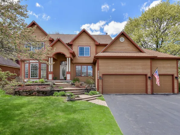 3S060 Barkley Ave, Warrenville, IL 60555